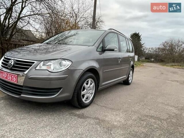 Коричневий Фольксваген Туран, об'ємом двигуна 1.4 л та пробігом 190 тис. км за 7333 $, фото 173 на Automoto.ua