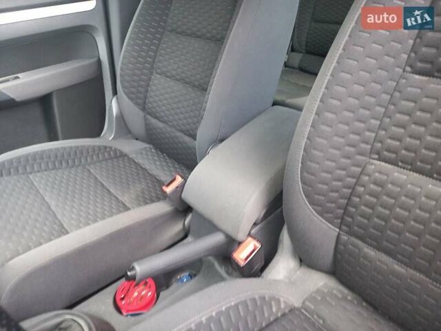 Коричневый Фольксваген Туран, объемом двигателя 1.4 л и пробегом 202 тыс. км за 6000 $, фото 14 на Automoto.ua