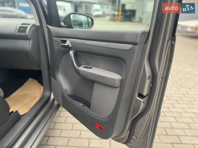 Коричневий Фольксваген Туран, об'ємом двигуна 1.6 л та пробігом 171 тис. км за 10800 $, фото 21 на Automoto.ua