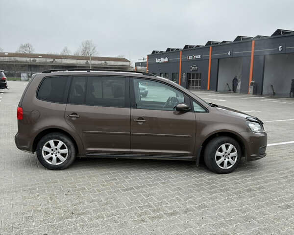 Коричневый Фольксваген Туран, объемом двигателя 1.39 л и пробегом 204 тыс. км за 8500 $, фото 4 на Automoto.ua