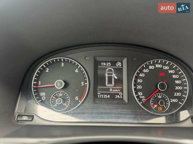 Коричневий Фольксваген Туран, об'ємом двигуна 1.6 л та пробігом 171 тис. км за 10800 $, фото 19 на Automoto.ua