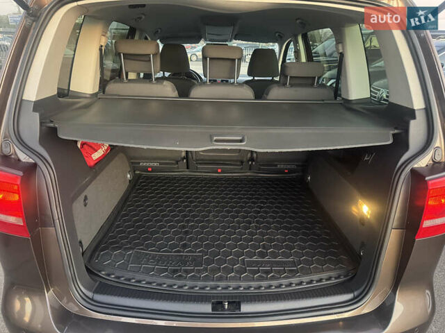 Коричневый Фольксваген Туран, объемом двигателя 1.4 л и пробегом 194 тыс. км за 9500 $, фото 14 на Automoto.ua