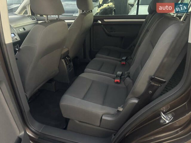 Коричневый Фольксваген Туран, объемом двигателя 1.4 л и пробегом 194 тыс. км за 9500 $, фото 7 на Automoto.ua