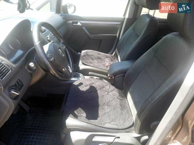 Коричневий Фольксваген Туран, об'ємом двигуна 1.97 л та пробігом 242 тис. км за 11700 $, фото 18 на Automoto.ua