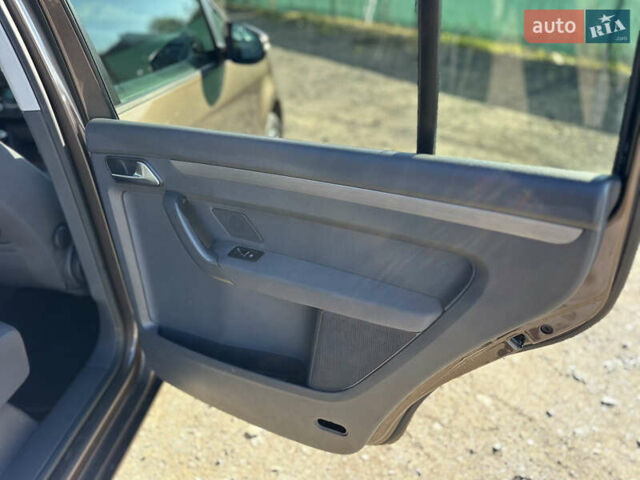 Коричневый Фольксваген Туран, объемом двигателя 1.4 л и пробегом 199 тыс. км за 9800 $, фото 50 на Automoto.ua