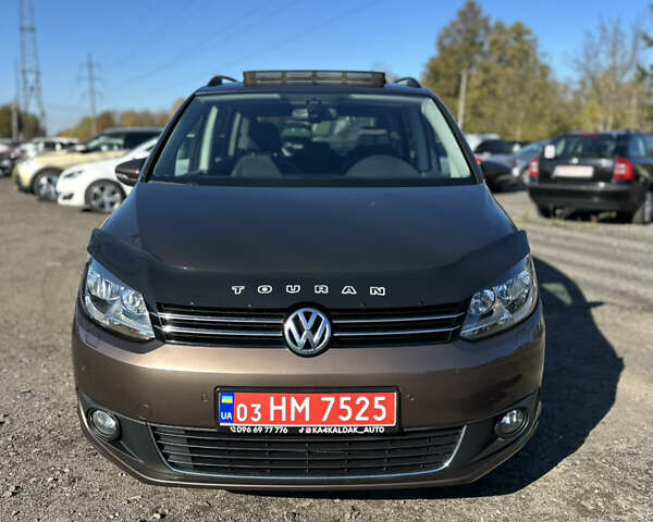 Коричневый Фольксваген Туран, объемом двигателя 1.4 л и пробегом 199 тыс. км за 9800 $, фото 18 на Automoto.ua