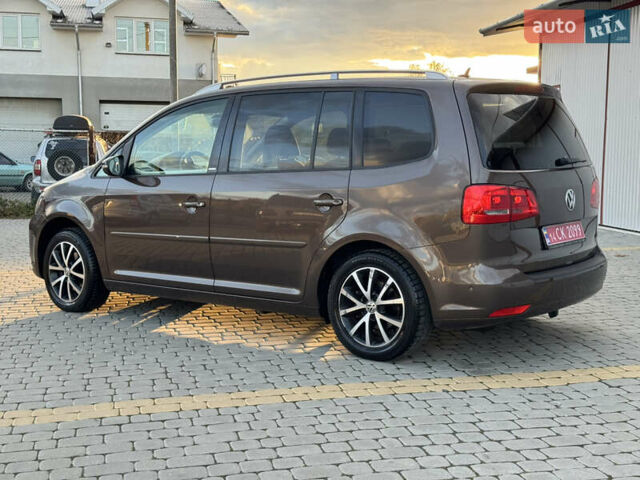 Коричневый Фольксваген Туран, объемом двигателя 1.6 л и пробегом 223 тыс. км за 10499 $, фото 11 на Automoto.ua