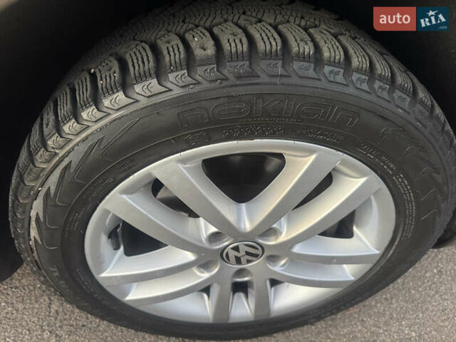 Коричневый Фольксваген Туран, объемом двигателя 1.4 л и пробегом 194 тыс. км за 9500 $, фото 13 на Automoto.ua