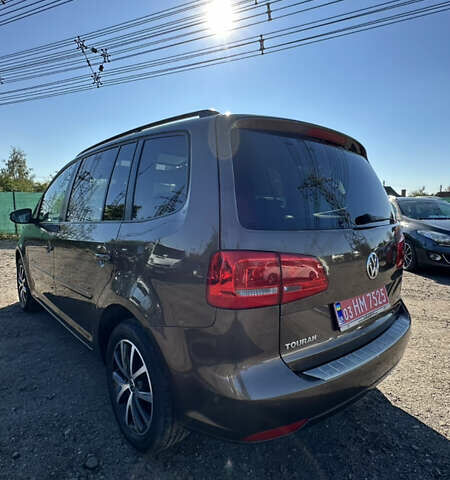 Коричневый Фольксваген Туран, объемом двигателя 1.4 л и пробегом 199 тыс. км за 9800 $, фото 2 на Automoto.ua