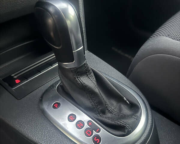 Коричневый Фольксваген Туран, объемом двигателя 1.4 л и пробегом 194 тыс. км за 9500 $, фото 11 на Automoto.ua