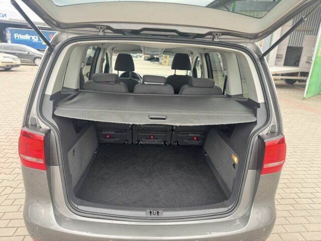 Коричневый Фольксваген Туран, объемом двигателя 1.6 л и пробегом 171 тыс. км за 10500 $, фото 19 на Automoto.ua