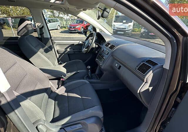 Коричневый Фольксваген Туран, объемом двигателя 1.4 л и пробегом 199 тыс. км за 9800 $, фото 53 на Automoto.ua