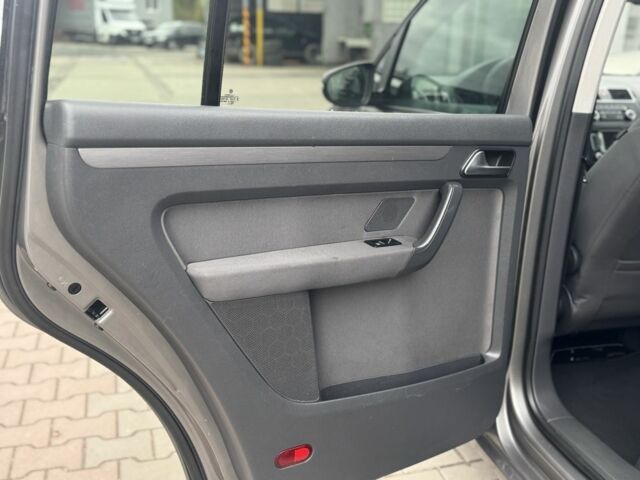 Коричневый Фольксваген Туран, объемом двигателя 1.6 л и пробегом 171 тыс. км за 10500 $, фото 16 на Automoto.ua