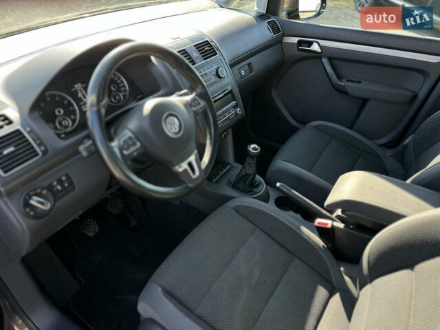 Коричневый Фольксваген Туран, объемом двигателя 1.4 л и пробегом 199 тыс. км за 9800 $, фото 32 на Automoto.ua