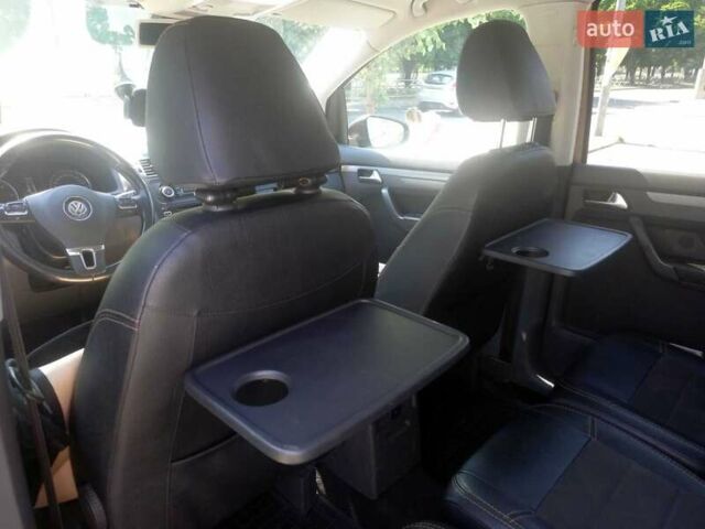 Коричневий Фольксваген Туран, об'ємом двигуна 1.97 л та пробігом 242 тис. км за 11700 $, фото 17 на Automoto.ua