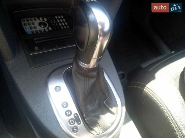 Коричневий Фольксваген Туран, об'ємом двигуна 1.97 л та пробігом 242 тис. км за 11700 $, фото 37 на Automoto.ua