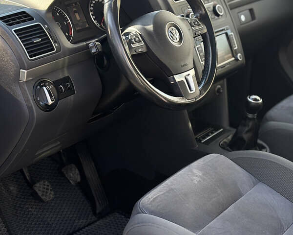 Коричневый Фольксваген Туран, объемом двигателя 1.6 л и пробегом 277 тыс. км за 10600 $, фото 13 на Automoto.ua