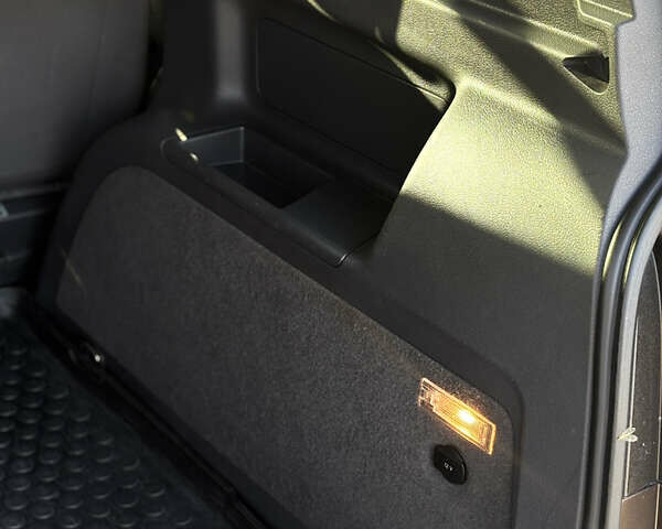 Коричневый Фольксваген Туран, объемом двигателя 1.6 л и пробегом 277 тыс. км за 10900 $, фото 23 на Automoto.ua