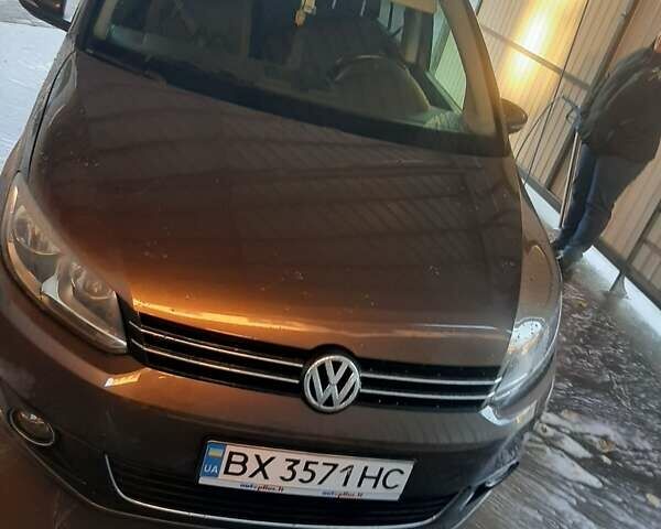 Коричневый Фольксваген Туран, объемом двигателя 1.6 л и пробегом 209 тыс. км за 10500 $, фото 6 на Automoto.ua