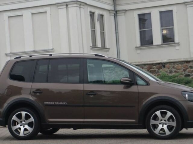 Коричневий Фольксваген Туран, об'ємом двигуна 2 л та пробігом 239 тис. км за 5800 $, фото 8 на Automoto.ua