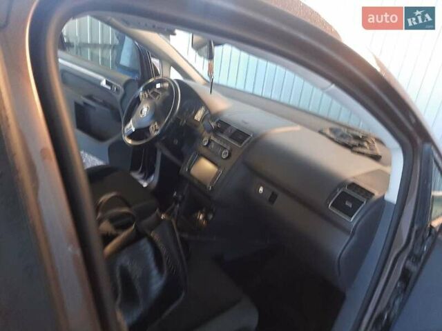 Коричневый Фольксваген Туран, объемом двигателя 1.6 л и пробегом 209 тыс. км за 10500 $, фото 12 на Automoto.ua