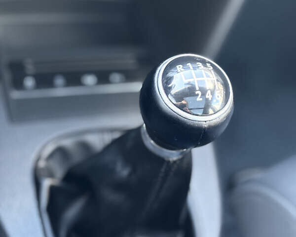 Коричневый Фольксваген Туран, объемом двигателя 1.6 л и пробегом 277 тыс. км за 10900 $, фото 32 на Automoto.ua