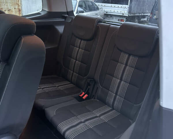 Коричневий Фольксваген Туран, об'ємом двигуна 1.39 л та пробігом 273 тис. км за 8200 $, фото 8 на Automoto.ua