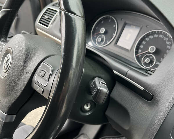 Коричневый Фольксваген Туран, объемом двигателя 1.97 л и пробегом 145 тыс. км за 11900 $, фото 42 на Automoto.ua