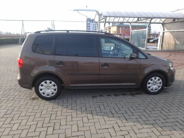 Коричневый Фольксваген Туран, объемом двигателя 0 л и пробегом 259 тыс. км за 9800 $, фото 3 на Automoto.ua