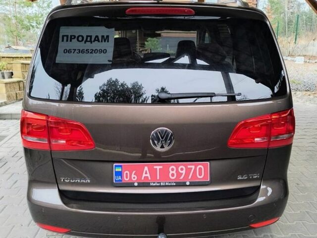 Коричневый Фольксваген Туран, объемом двигателя 2 л и пробегом 227 тыс. км за 13900 $, фото 3 на Automoto.ua