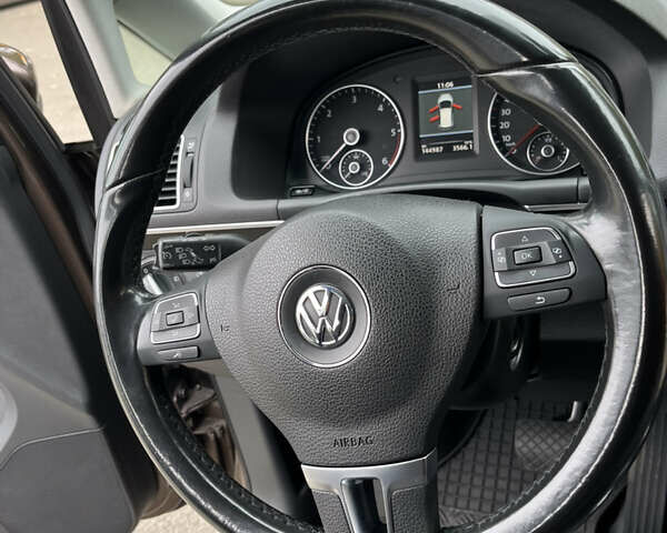 Коричневый Фольксваген Туран, объемом двигателя 1.97 л и пробегом 145 тыс. км за 11900 $, фото 41 на Automoto.ua