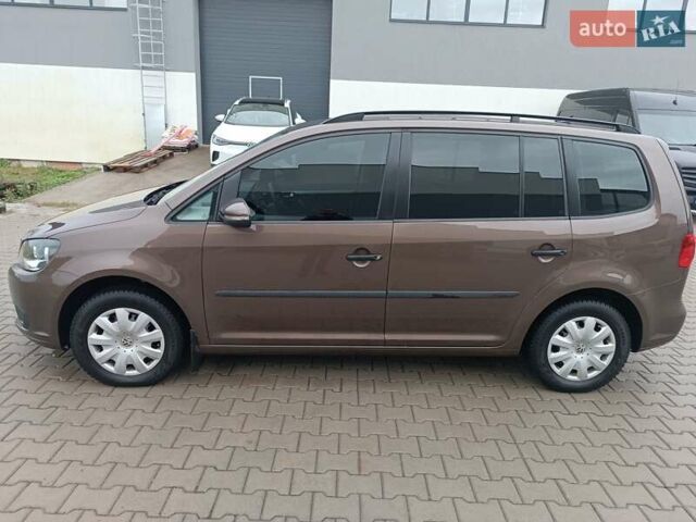 Коричневий Фольксваген Туран, об'ємом двигуна 1.6 л та пробігом 290 тис. км за 10100 $, фото 2 на Automoto.ua