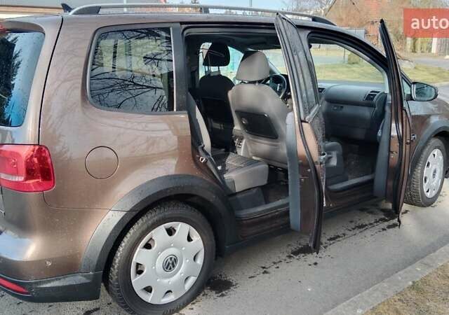 Коричневий Фольксваген Туран, об'ємом двигуна 1.4 л та пробігом 223 тис. км за 10700 $, фото 8 на Automoto.ua