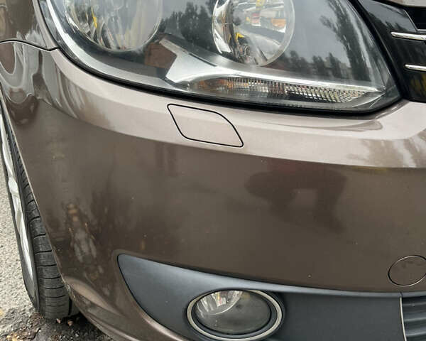 Коричневый Фольксваген Туран, объемом двигателя 1.97 л и пробегом 145 тыс. км за 11900 $, фото 14 на Automoto.ua