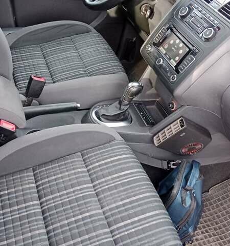 Коричневий Фольксваген Туран, об'ємом двигуна 1.4 л та пробігом 223 тис. км за 10700 $, фото 17 на Automoto.ua