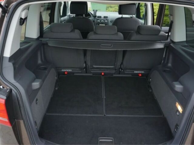 Коричневий Фольксваген Туран, об'ємом двигуна 2 л та пробігом 239 тис. км за 5800 $, фото 21 на Automoto.ua