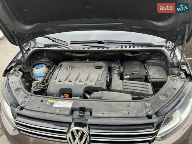 Коричневый Фольксваген Туран, объемом двигателя 1.97 л и пробегом 145 тыс. км за 11900 $, фото 49 на Automoto.ua