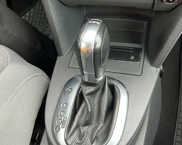 Коричневый Фольксваген Туран, объемом двигателя 1.97 л и пробегом 145 тыс. км за 11900 $, фото 20 на Automoto.ua