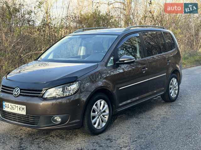 Коричневый Фольксваген Туран, объемом двигателя 1.6 л и пробегом 277 тыс. км за 10900 $, фото 3 на Automoto.ua