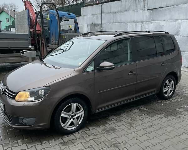 Коричневий Фольксваген Туран, об'ємом двигуна 1.39 л та пробігом 270 тис. км за 7200 $, фото 3 на Automoto.ua