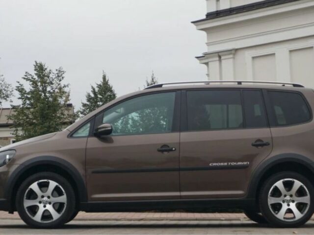 Коричневий Фольксваген Туран, об'ємом двигуна 2 л та пробігом 239 тис. км за 5800 $, фото 5 на Automoto.ua