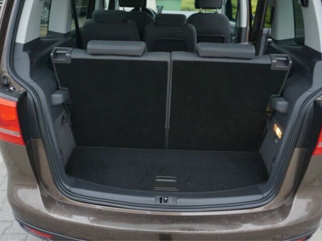 Коричневий Фольксваген Туран, об'ємом двигуна 2 л та пробігом 239 тис. км за 5800 $, фото 20 на Automoto.ua