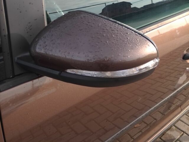 Коричневый Фольксваген Туран, объемом двигателя 0 л и пробегом 259 тыс. км за 9800 $, фото 12 на Automoto.ua