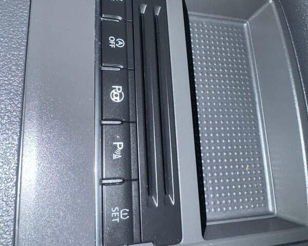 Коричневий Фольксваген Туран, об'ємом двигуна 1.6 л та пробігом 207 тис. км за 11950 $, фото 5 на Automoto.ua