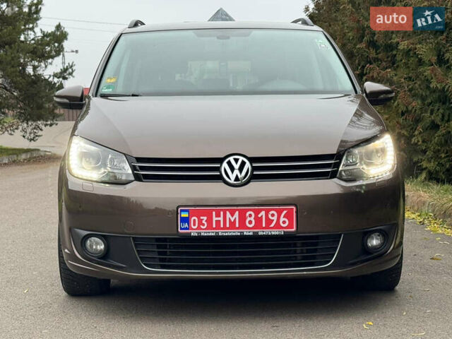 Коричневий Фольксваген Туран, об'ємом двигуна 1.6 л та пробігом 207 тис. км за 11950 $, фото 1 на Automoto.ua