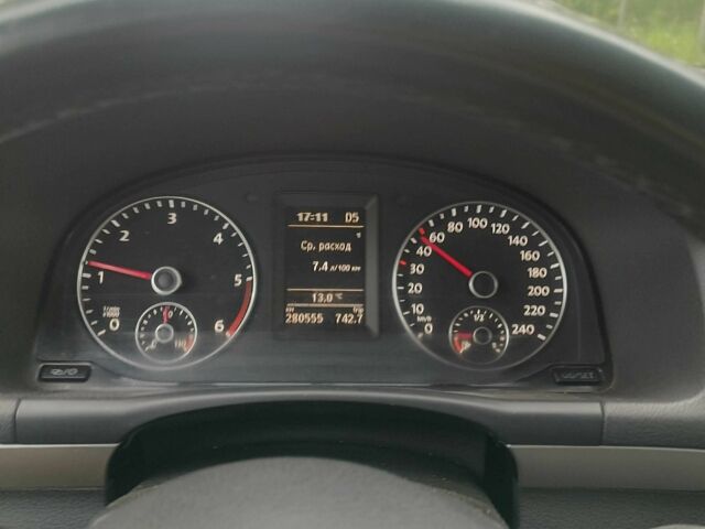 Коричневый Фольксваген Туран, объемом двигателя 1.6 л и пробегом 283 тыс. км за 8500 $, фото 16 на Automoto.ua