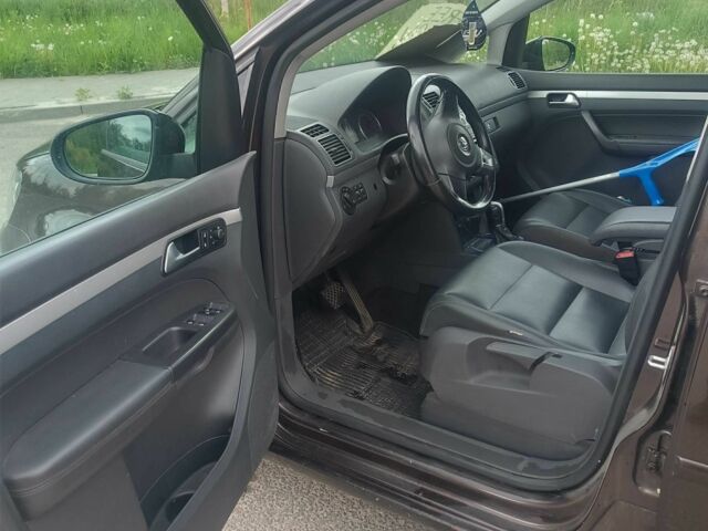 Коричневый Фольксваген Туран, объемом двигателя 1.6 л и пробегом 283 тыс. км за 8500 $, фото 9 на Automoto.ua