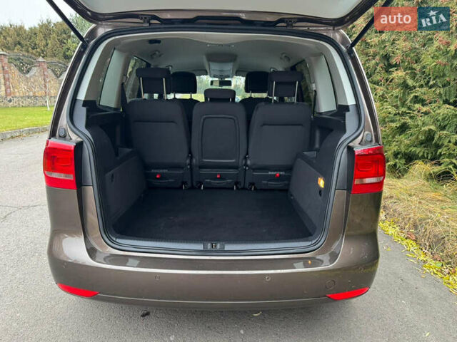 Коричневий Фольксваген Туран, об'ємом двигуна 1.6 л та пробігом 207 тис. км за 11950 $, фото 19 на Automoto.ua