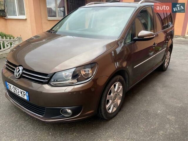 Коричневий Фольксваген Туран, об'ємом двигуна 2 л та пробігом 235 тис. км за 12200 $, фото 15 на Automoto.ua