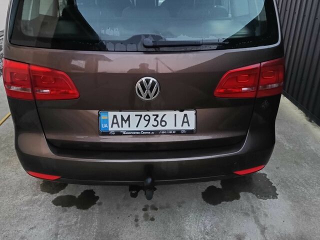Коричневый Фольксваген Туран, объемом двигателя 1.6 л и пробегом 249 тыс. км за 13000 $, фото 4 на Automoto.ua